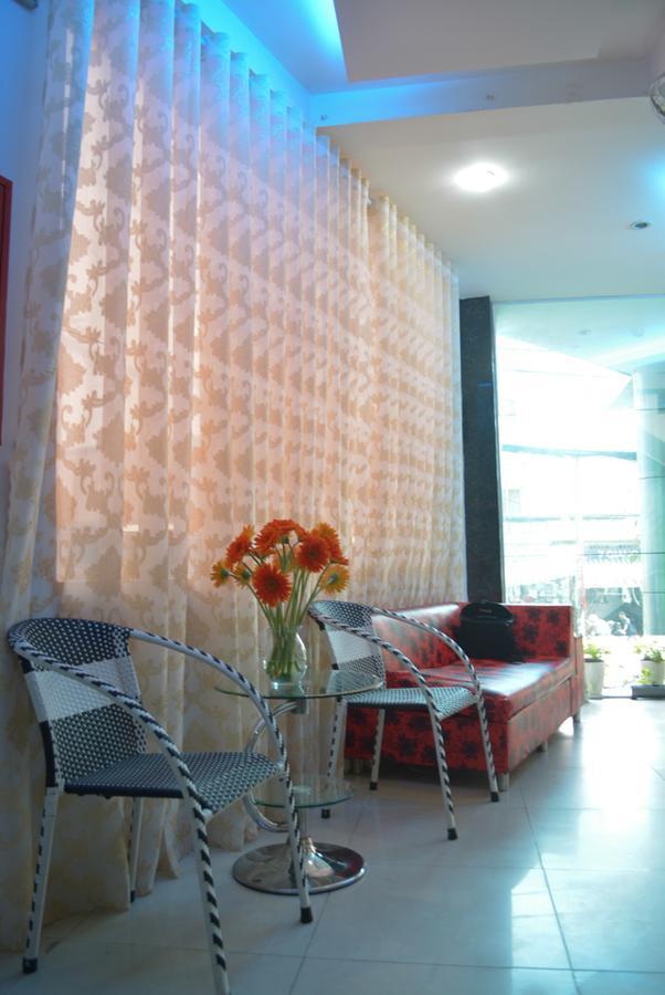 Lucky Hotel โฮจิมินห์ซิตี้ ภายนอก รูปภาพ