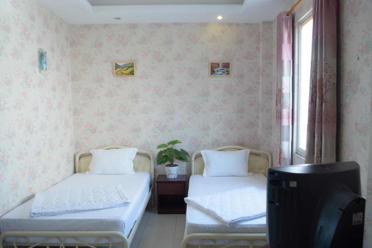 Lucky Hotel โฮจิมินห์ซิตี้ ภายนอก รูปภาพ