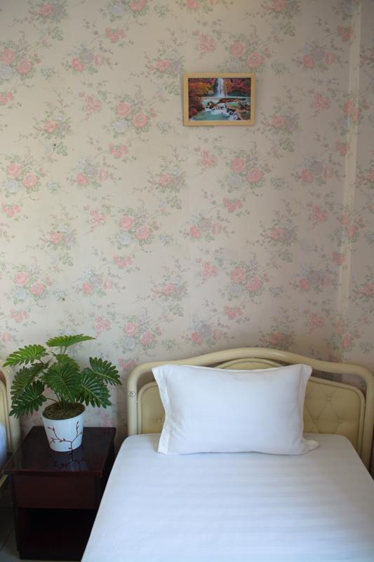 Lucky Hotel โฮจิมินห์ซิตี้ ภายนอก รูปภาพ
